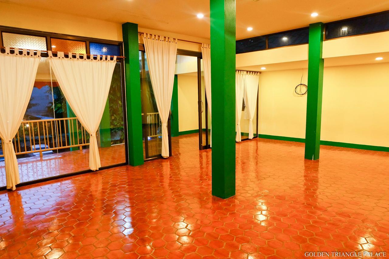Golden Triangle Palace Чианг Рай Екстериор снимка